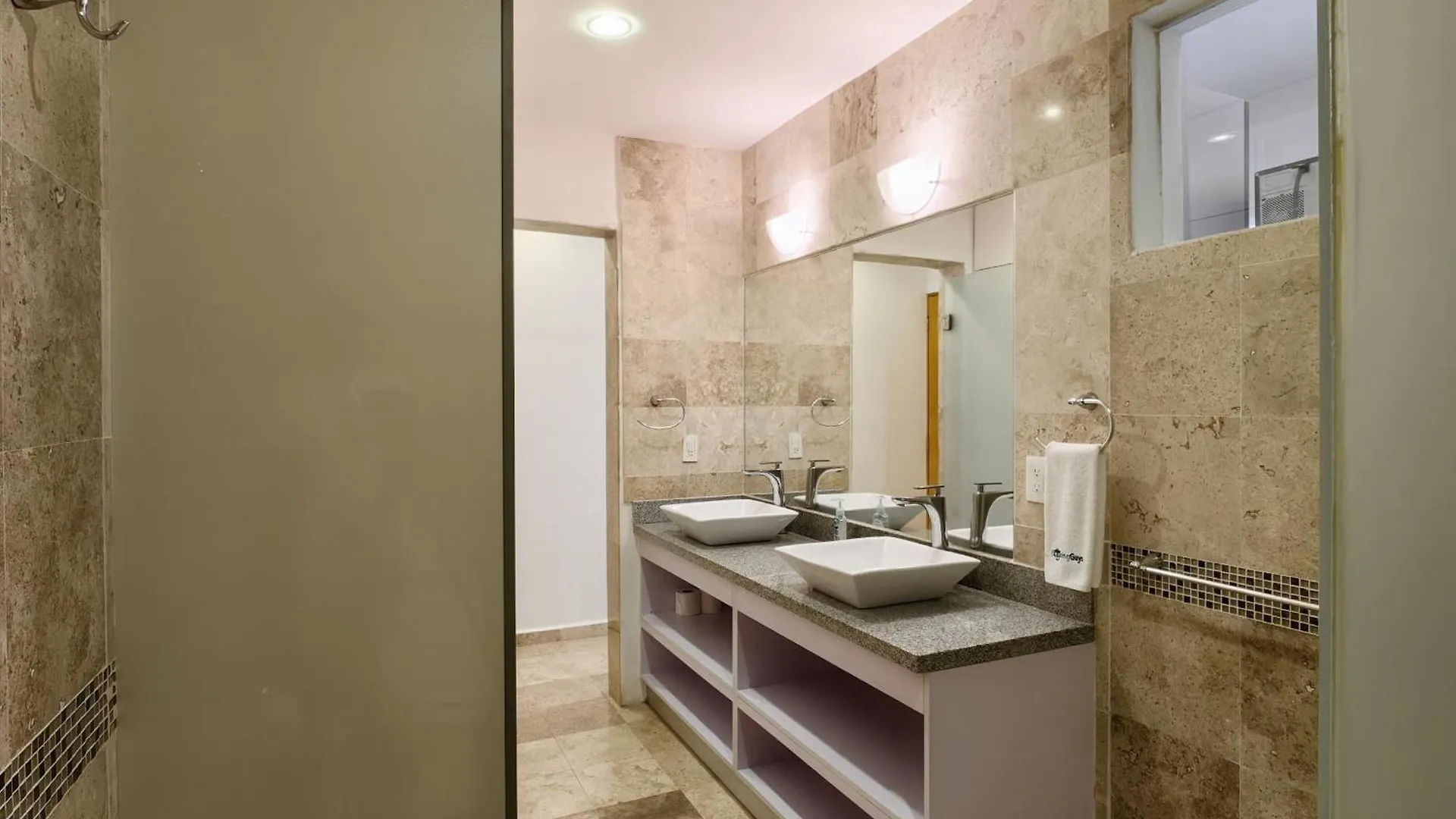 5Th Coral Suite By Bookking Guys Playa del Carmen Lägenhet